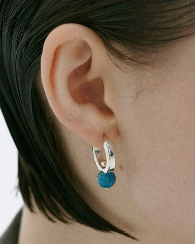 Apatite Hoops