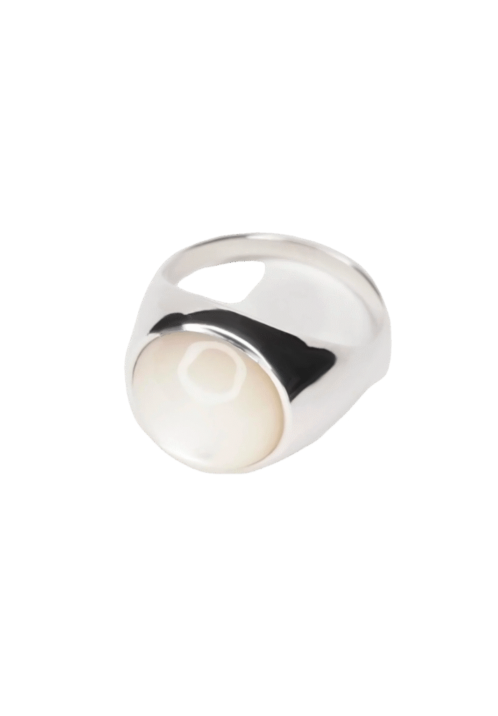 Signet Ring With Mother Of Pearl